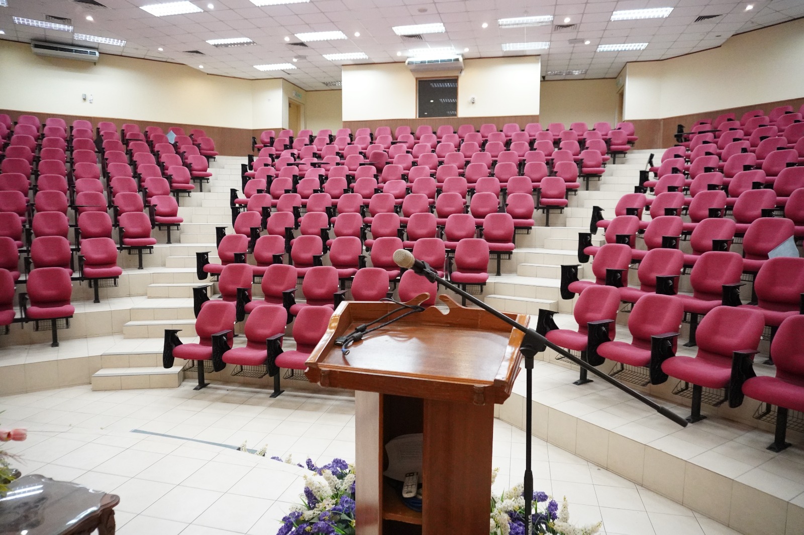 Dewan Theatre